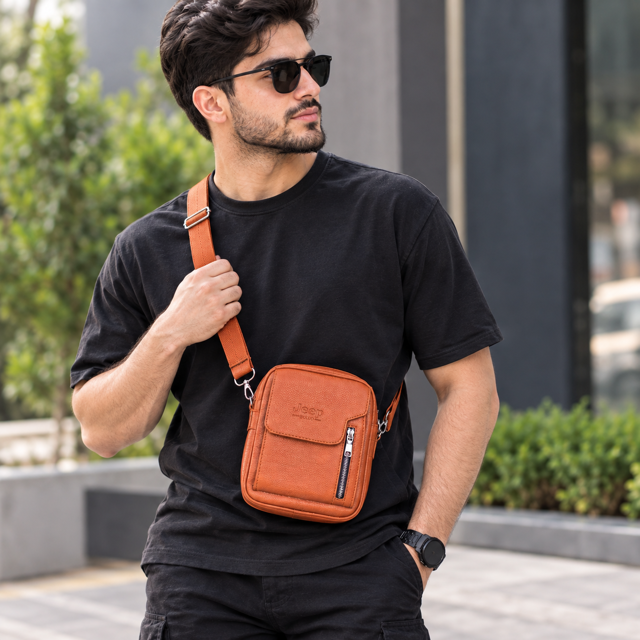 کیف مردانه چرمی طرح Jeep با جیبهای کاربردی